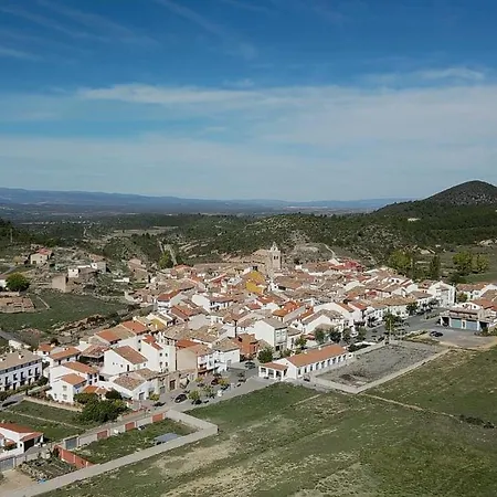 Casa De La Calle El Pozo Pina de Montalgrao